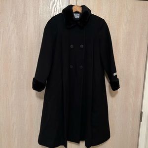 Rothschild coat 100% wool  with faux fur collar and sleeves.  Size 12    Black